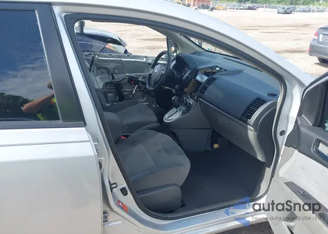 2009 Nissan Sentra 2.0S z USA, uszkodzony, nr VIN 3N1AB61E29L615728